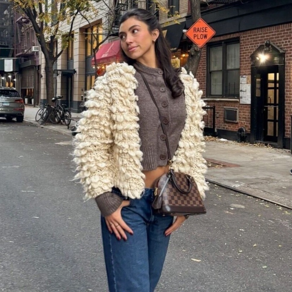 NWT Zara textured KNIT CARDIGAN SIZE SMALL SUPER RARE